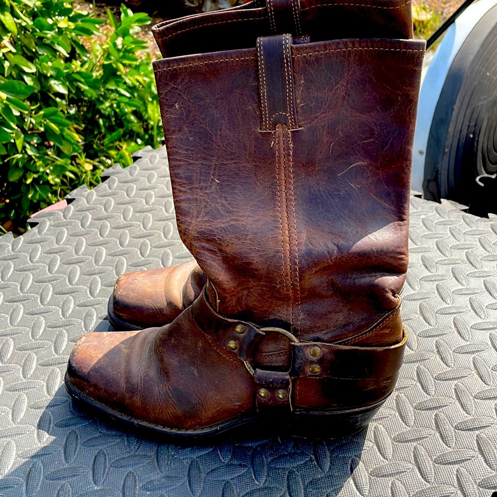 Frye boots size 10 womens, mens 8